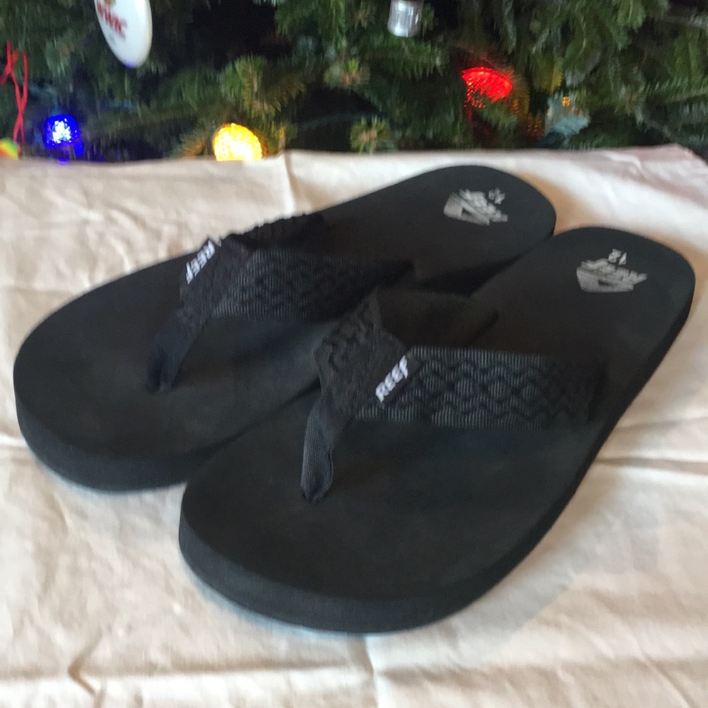 Men’s Reef Sandals. Worn a few times around the house.